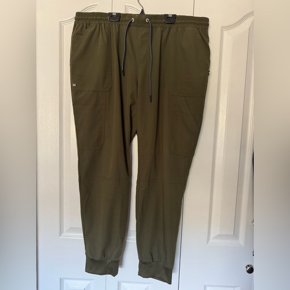 koi Next Gen Good Vibe Women's 7-Pocket Stretch Jogger